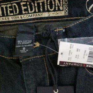 NWT New York & Co Ltd Edition Jeans, Sz 8, Black w Black Rhinestones on Pockets